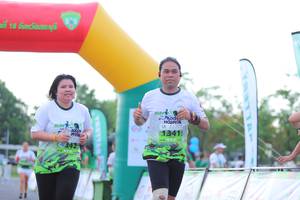 BIB: 1341
                            <button type="button" onclick="openModal(3656279)" class="btn btn-primary btn-sm float-right btn-popup" data-toggle="modal" data-target=".modal-high-quality">
                        <i class="fas fa-shopping-cart"></i> Add to Cart
                    </button>
                                            <button type="button" onclick="isThisMe(3656279, true)" class="btn btn-success btn-sm float-right btn-popup btn-isme hidden" data-toggle="tooltip" data-placement="bottom" title="นี่คือรูปของคุณใช่ไหม คลิกที่นี่เพื่อเอาเข้าอัลบั้ม">
                        <i class="fas fa-plus"></i> Add to album
                    </button>
                    <button type="button" onclick="isThisMe(3656279, false)" class="btn btn-warning btn-sm float-right btn-popup btn-isnotme hidden">
                        <i class="fas fa-ban"></i> Remove from album
                    </button>